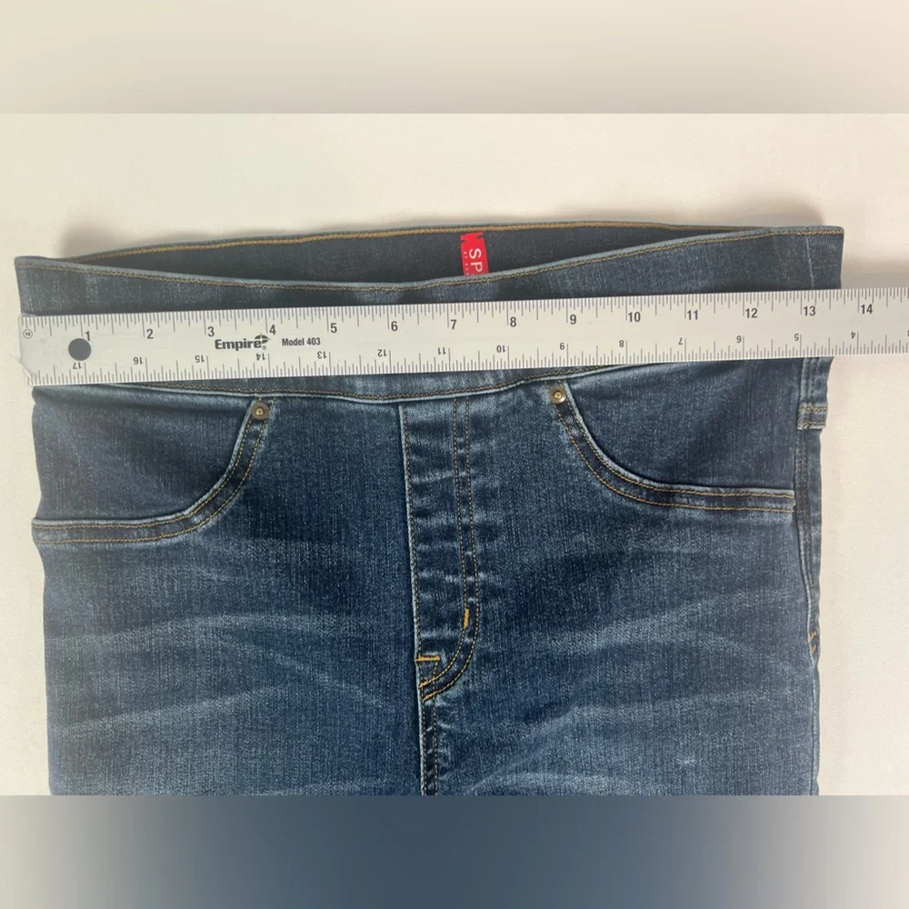 SPANX women's cropped stretch flare pull‎ on denim raw hem Size Small - Picture 7 of 12